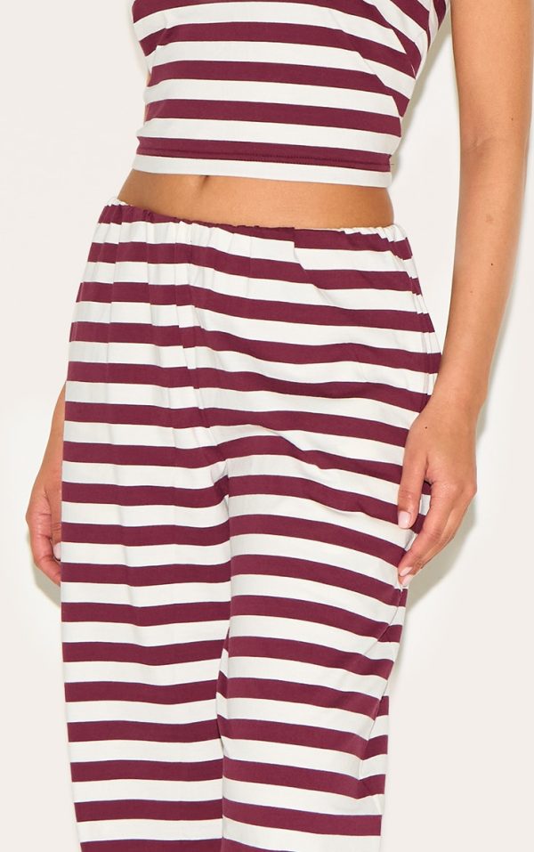 c958cca78ef2fbf29852eddf5bbf748b4a6fd15e_CNM9007_4_petite_red_stripe_wide_leg_elasticated_waist_wide_trousers