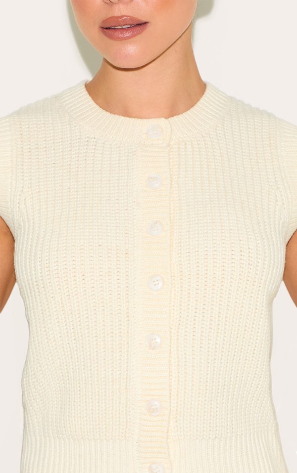 c9953286f17b99d1c5affccd5d8dafb4e4427b65_CNL7624_4_ecru_chunky_knit_sleeveless_jumper
