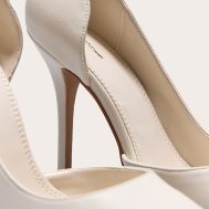 c997efc2b24e4513a143a7b562b779a911fd667a_CNL6767_4_cream_pu_point_toe_curve_cut_out_high_heel_courts
