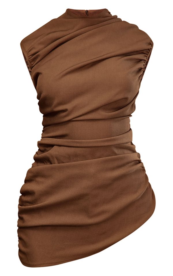 c9f4576c8b8f1718d75e26b52efa7ecdf7028d56_CNL8333_5_plt_label_dark_taupe_tailored_extreme_ruched_asymmetric_top