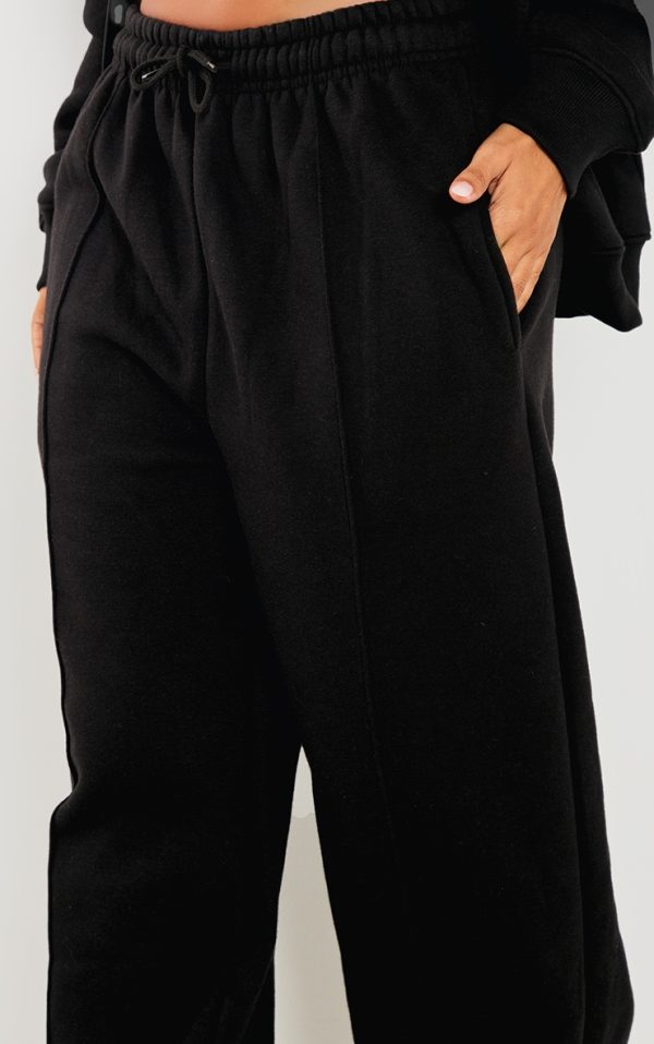 ca9591f1cff754c77f82510bac7228e790044384_CNK4388_4_petite_black_seam_detail_straight_leg_joggers