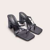 cc0e795a818b0bf0d82c68769bd137ef2aa29d4f_CMP8424_2_black_pu_toe_loop_strappy_block_heeled_mules