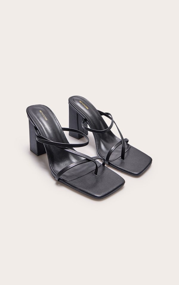 cc0e795a818b0bf0d82c68769bd137ef2aa29d4f_CMP8424_2_black_pu_toe_loop_strappy_block_heeled_mules