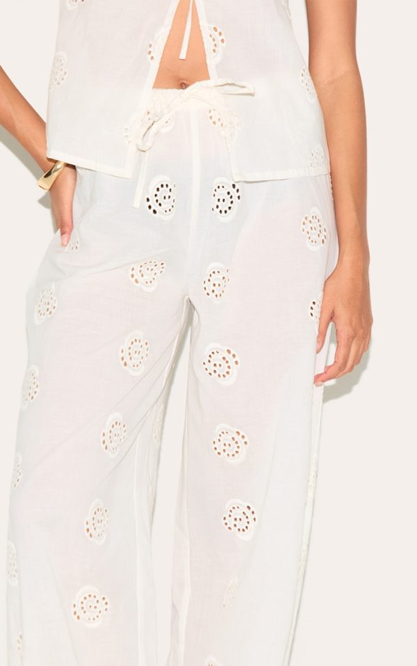 cc80e431a72f66c694997c91b91f90e84503a2ba_CNM6111_4_white_broderie_swirl_detail_straight_leg_trousers