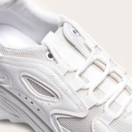ccd8dac9ff08ea303d053914ce8d32c16e5bbac4_CMM8165_4_white_contrast_mesh_trainers