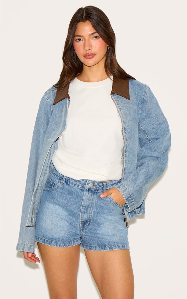cd34bac56a634f5e1325fb2fc373dcb95c02e657_CNL7961_1_light_vintage_blue_high_waist_denim_hot_pants