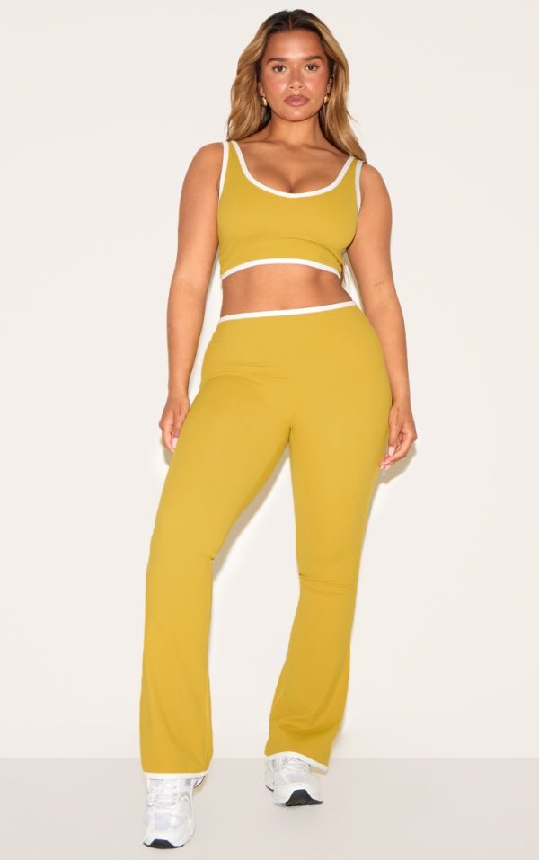 cd67586270169f4ba74ac2e0a5a1fb822c1c0133_CNM6286_3_shape_olive_active_contrast_binding_sports_bra