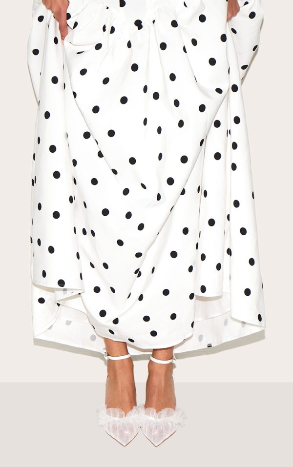 cd6dae2838e601e573879a093f185ea0334ec408_CNL6782_5_white_mesh_point_toe_ruffle_mid_heeled_courts