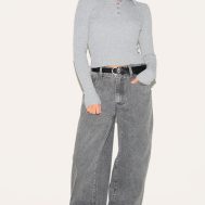 cd9debda186c2181d959c45775b5356383e5ce47_CNM6380_3_petite_grey_knit_collared_longline_top