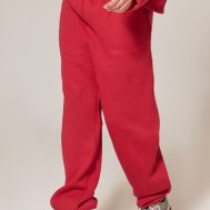 cdb7630a3b2141f0ad52d0aa3c6ce877322f127e_CNK6316_2_prettylittlething_red_oversized_embroidered_cuffed_joggers