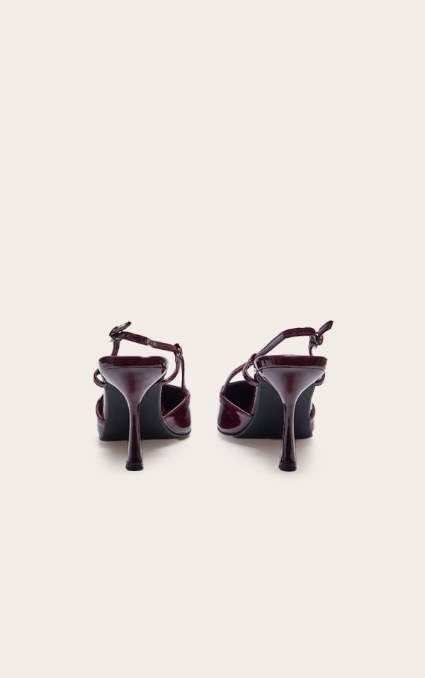 cdbc1dcba4b5b85f0bbb373c703b8629488cf31e_CNJ9885_3_wide_fit_burgundy_pu_point_toe_court_heels