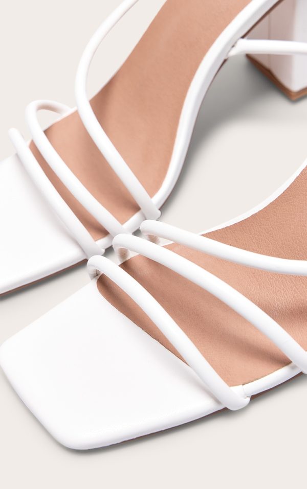 ce329a9859ba47b86978a917d558236b144ed596_CNH9131_4_white_pu_square_toe_strappy_tube_asymmetric_block_heeled_sandals