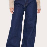 ce3b12f65cf4aa5cbef12c8a0497396680c9be23_CNK7739_2_petite_indigo_wide_leg_turn_up_hem_jeans