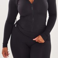 ce57e156223b265134746a376a9ee4419849cc7b_CNG0591_4_shape_black_sculpted_zip_through_hoodie