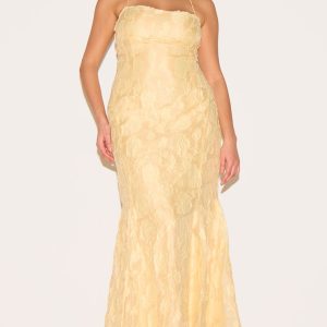 Plus Lemon Textured Lace Up Back Maxi Dress