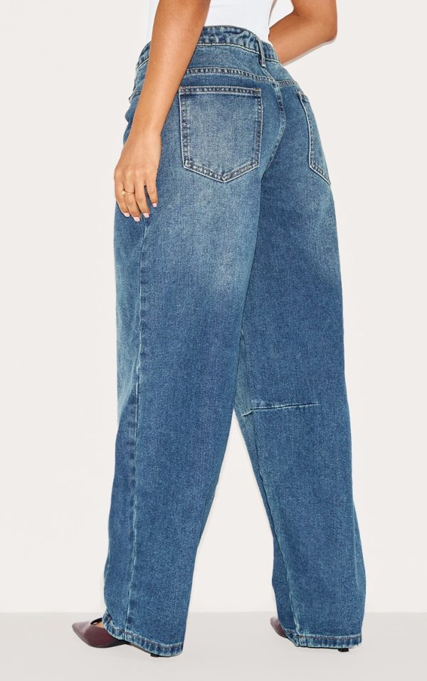 cf31e017a75e6df311da0b909b7a2bdf1970ef58_CNK8246_3_petite_blue_denim_seam_detail_barrel_leg_jeans