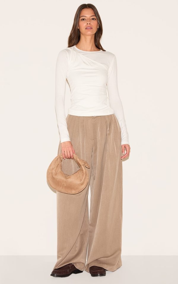 cf6c5d4c070263758a107fbf120d47e06c917f6c_CNK7164_3_cream_twist_detail_overlay_long_sleeve_top-1
