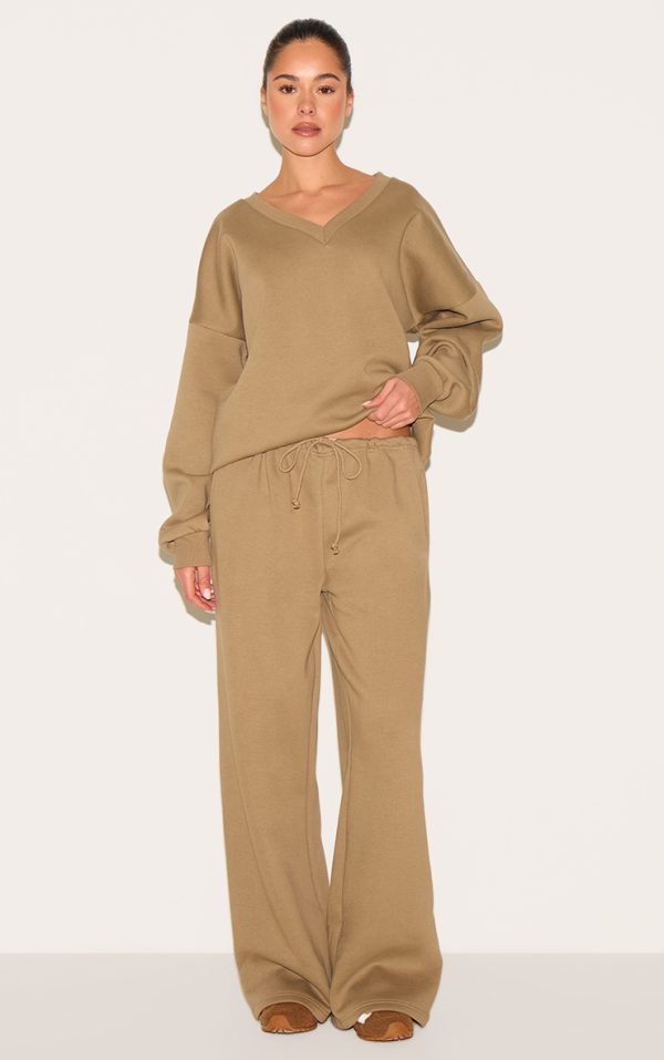 cf8e61fe9c2950d61b6bbd03d9f8adfb2eaffeb7_CNM6506_1_taupe_straight_leg_sweat_joggers