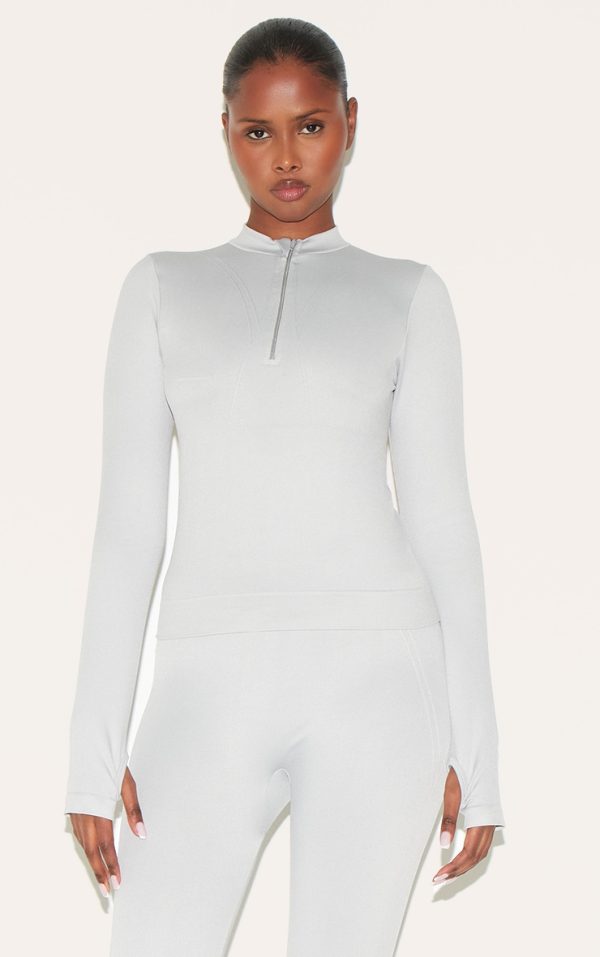 cf924f133737012fd58121ad62c02361e0261236_CNM3804_1_light_grey_seamless_line_detail_fitted_jacket