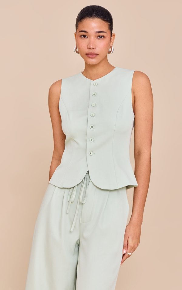 d158c9e25f862dbabe0b8b5afed471ea99bf1c6f_CNN0639_1_pale_lime_tailored_woven_waistcoat