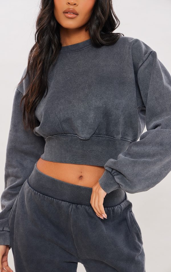 d24544ab7e33681401e0200c030b5ea0723553f6_CNG6015_4_tall_washed_charcoal_cropped_oversized_sweatshirt