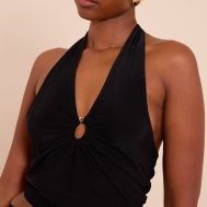 d29b9ac36b8d41e9ddf40dee65017b3ea92f1822_CNM5200_4_black_gold_front_ring_detail_halterneck_top