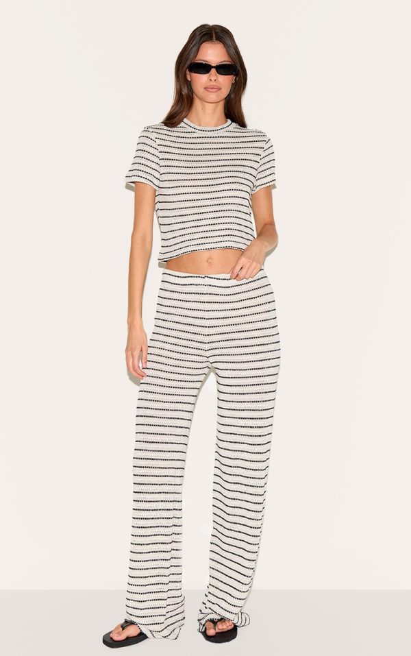 d3067ae06011b75a356f0a053ac6b184245037c8_CNM7402_1_black_striped_textured_casual_trousers
