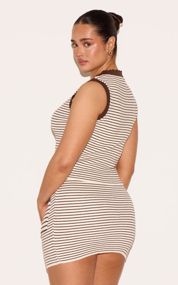 d315be0709a7f562bdc8830fc1196b7b550d5775_CNM8086_2_shape_mocha_knitted_stripped_vest_top