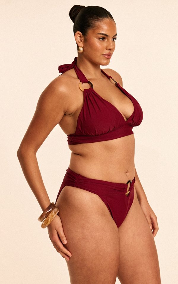 d33aeccd3f4fb06f143dc93dac4139630dbbbf13_CNM3330_3_plus_burgundy_o_ring_detail_ruched_triangle_bikini_top