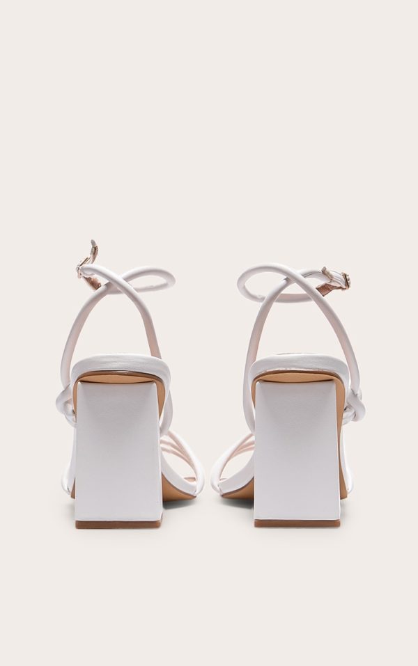 d387e0047a9b46707382a9047d4e28e9abc987f0_CNH9131_3_white_pu_square_toe_strappy_tube_asymmetric_block_heeled_sandals