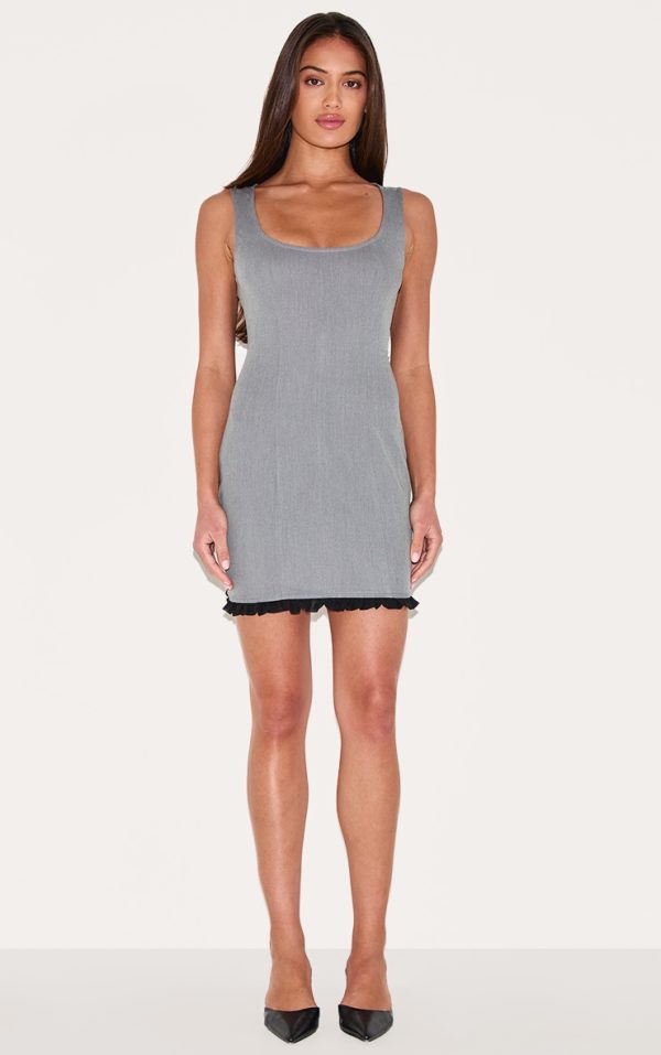 d3eff4454bfa819de314b0896f8913798be7f2a1_CNL7577_3_grey_scoop_neck_frill_hem_bodycon_dress