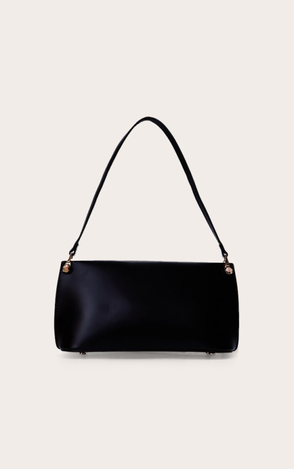 d3ff83daf536146fc0617a1f53b6b891ad540be1_CNN1931_1_black_matte_shoulder_teardrop_strap_bag
