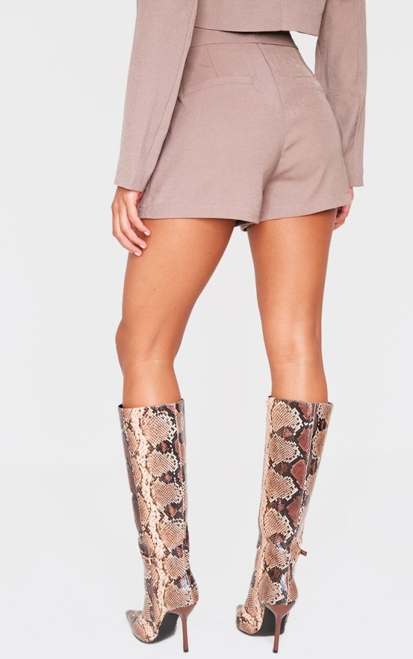 d43bd08b2db8dee0562c9c529901991e689ac2ce_CNI4149_3_mocha_tailored_high_waist_shorts-1
