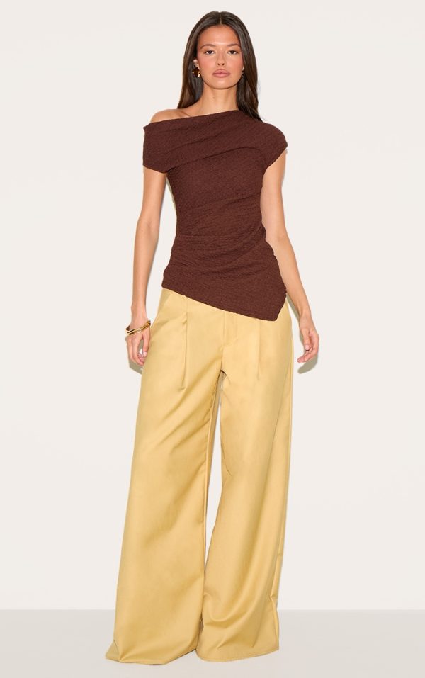 d4dd7a497dae85574f6c973b85c548e08bfb060a_CNM8098_3_chocolate_textured_ruched_asymmetric_long_top