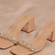 d52d2c9b1fe33503b3c08525468959661a40adcb_CNH7025_4_nude_pu_wide_fit_square_toe_jewel_perspex_block_heeled_mules