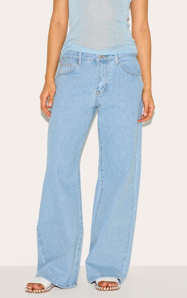 d5bf0a1e1978887f50313762292ce8c091b04169_CNM0294_1_light_blue_low_rise_wide_leg_jeans