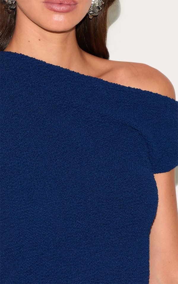 d5e64cf699d3fa1047786d2b698408763036bf4c_CNM6611_4_navy_textured_asymmetric_slouched_detail_long_top