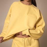 d614f8bc6b30a6b1d134cab370fa319141967aad_CNM6502_1_lemon_oversized_pocket_detail_sweatshirt