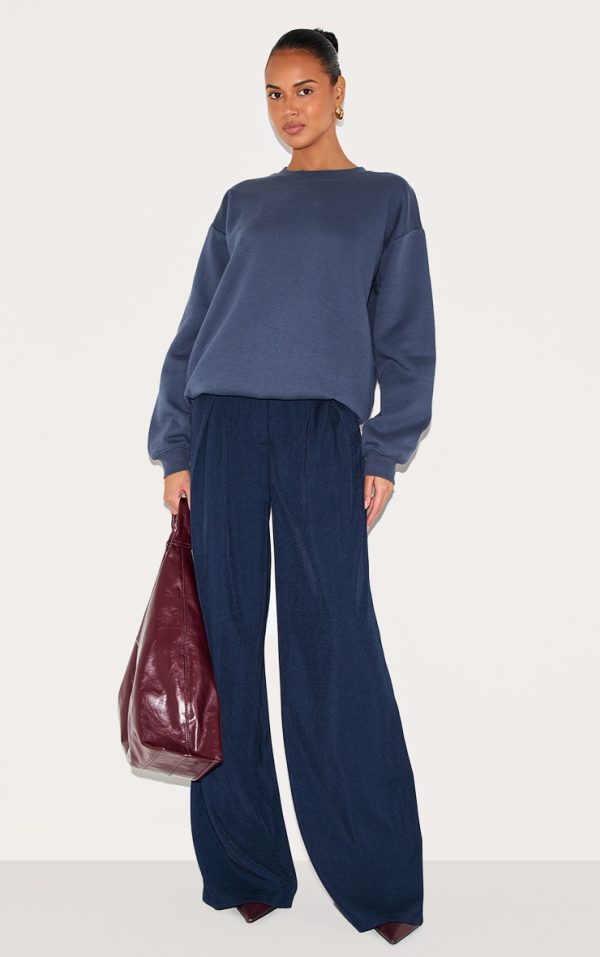 d66c58479b51fd67c72ec18fa30747b470a2384b_CNL7551_3_navy_oversized_sweatshirt