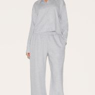 d6ba6b37b36da1d65d91805f7aa077872fd07826_CNM9656_3_grey_marl_cropped_boxy_collared_sweat