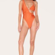 d6c083071a4c05da0e8dac50175f11054e911f2c_CND4520_3_orange_plait_detail_asymmetric_swimsuit