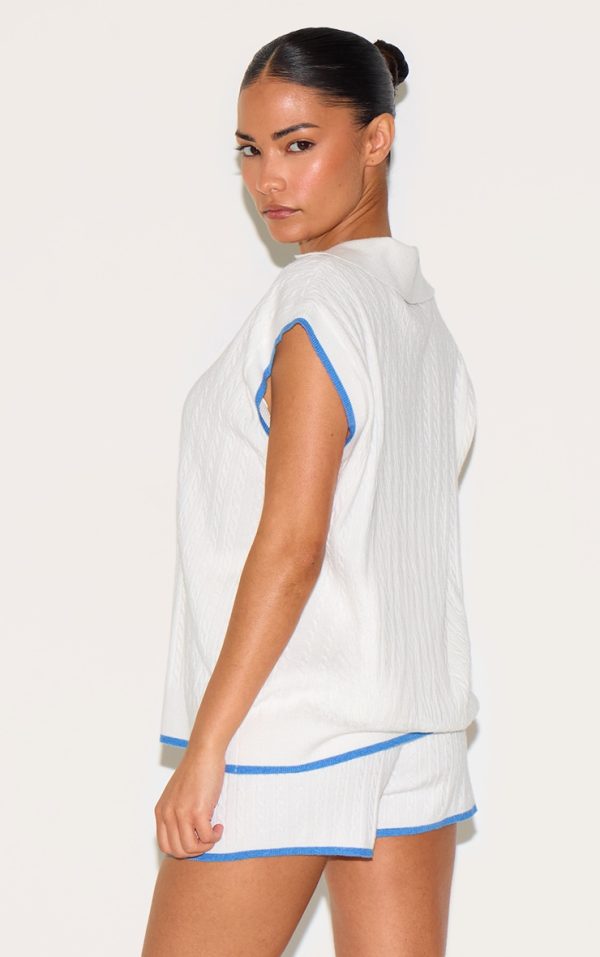 d6e72af3e710df99cb8c9edba6f7f912dde59657_CNL9156_2_petite_cream_knitted_collared_v_neck_top