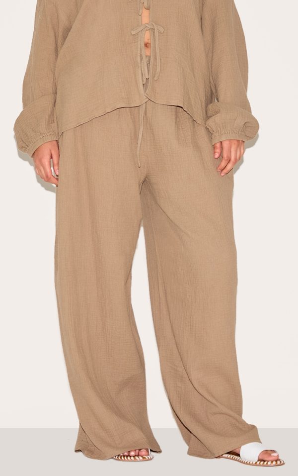 d6f21a6308d47935fdd2339638e1106df197d306_CNM4668_2_plus_clay_textured_cheesecloth_wide_leg_trousers