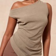 d707a9911bc34fe95787ec939cd48da3800fb17b_CNN1287_4_khaki_lightweight_woven_one_shoulder_asymmetric_top