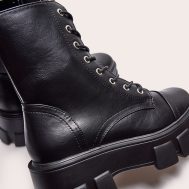 d75121f0f6599cd888a9a89efba0b96e729a04ca_CMK1514_4_black_lace_up_extreme_cleated_sole_hiker_boots