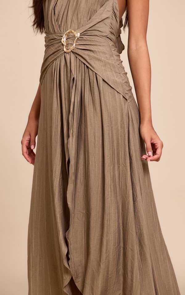 d7eddfe17be99f239b365007ad1c5967124208fa_CNM1563_4_olive_textured_plunge_trim_detail_maxi_dress