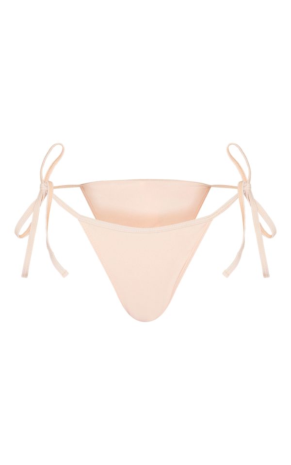 d821231d06e49218abb76dc0a765220cd7d76183_CNL9731_5_cream_basic_triangle_and_tie_side_bikini_set