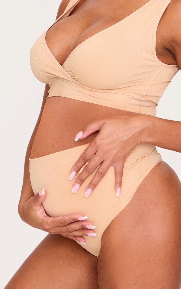 d84cf4d5533ac352f1c1db07cb444ff646666123_CNL9572_4_maternity_nude_wrap_over_nursing_bra
