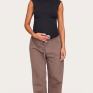 d850c862f25d27bec420cc71c2553128e19576a3_CNL9566_3_maternity_black_boat_neck_side_ruched_detail_top