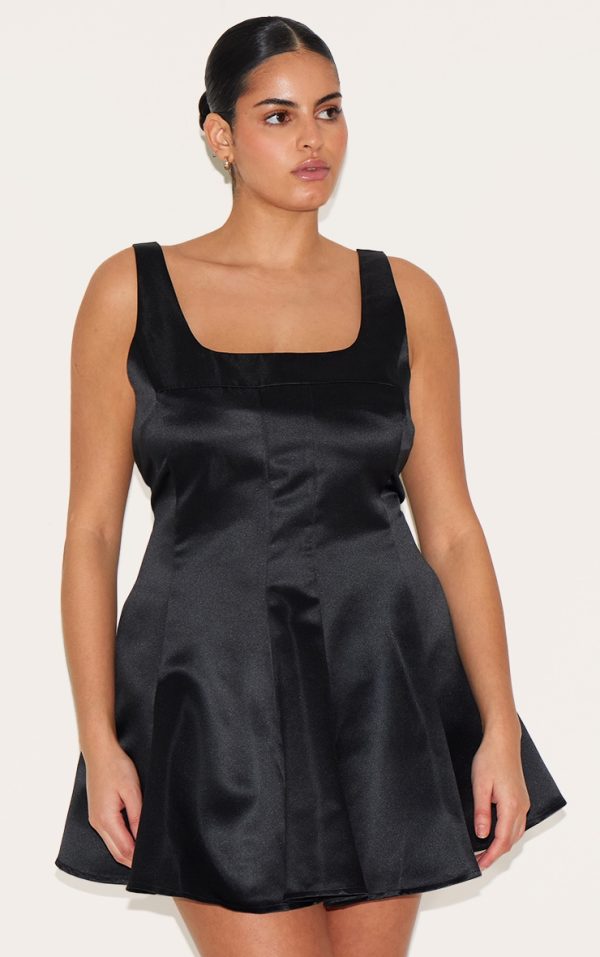 d8f400688f2f1d6255a15cc8a4aca97c453f310d_CNM1646_4_plus_black_satin_square_neck_pleated_shift_dress